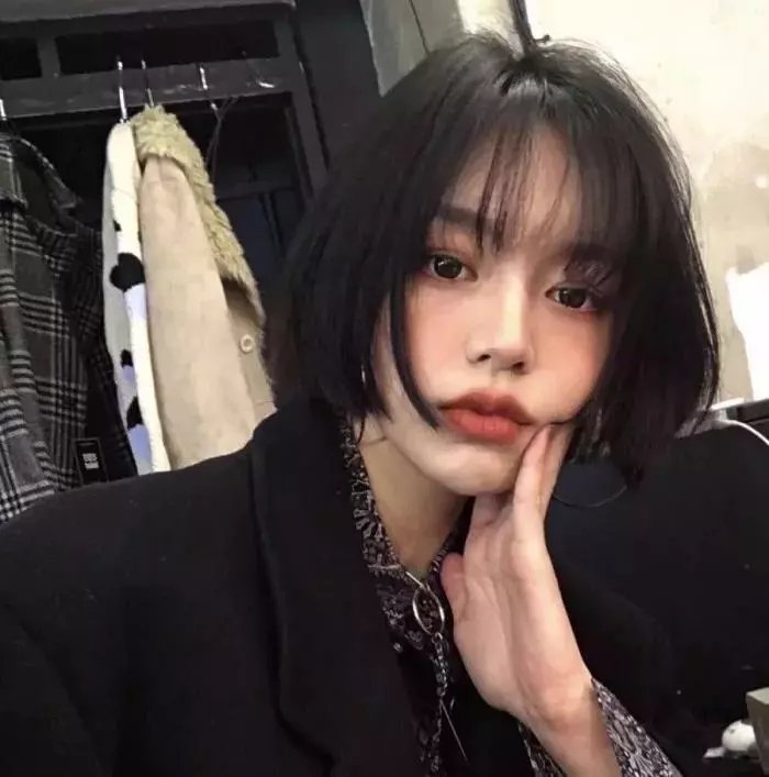 毛骨悚然之红衣男孩